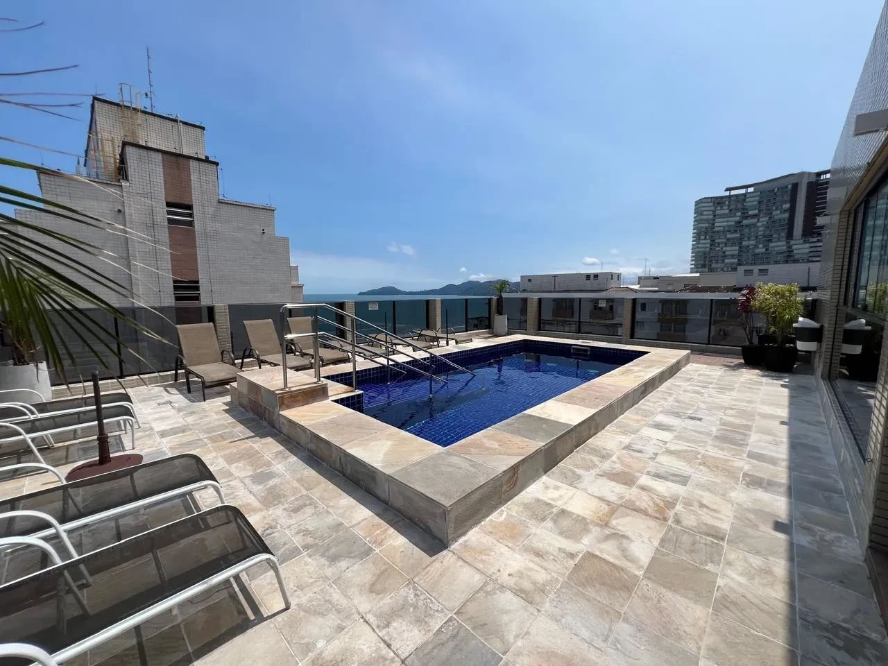 Imagem Apartamento com 2 Quartos à Venda, 98 metros em Gonzaga - Santos