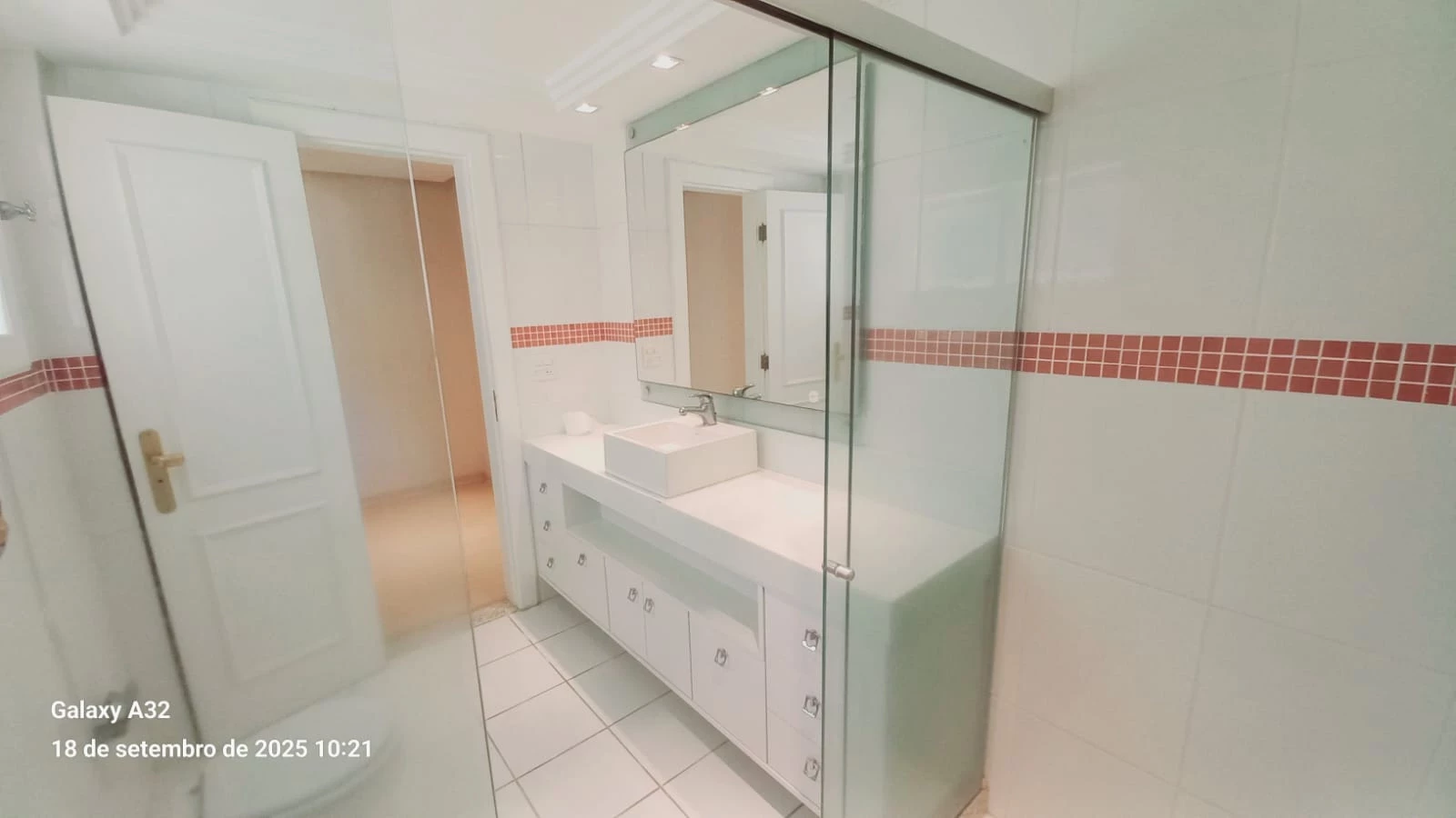Imagem Casa de Condomínio com 5 Quartos à Venda, 600 m² em Itaipu - Niterói