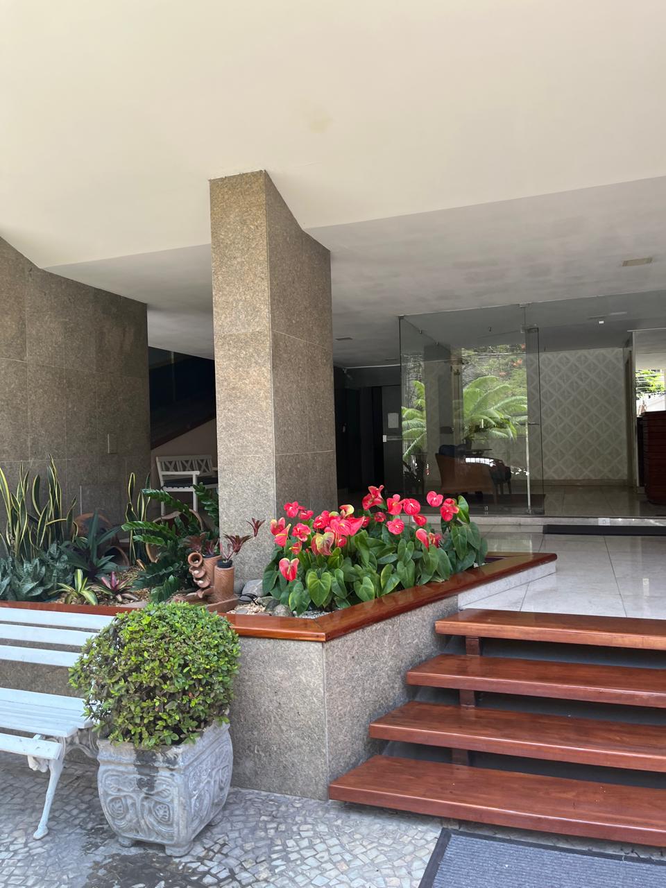 Imagem Apartamento com 3 Quartos à Venda, 155 m² em Icaraí - Niterói