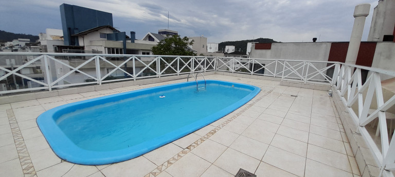 Imagem Apartamento com 2 Quartos para Temporada,  em Jurerê - Florianópolis