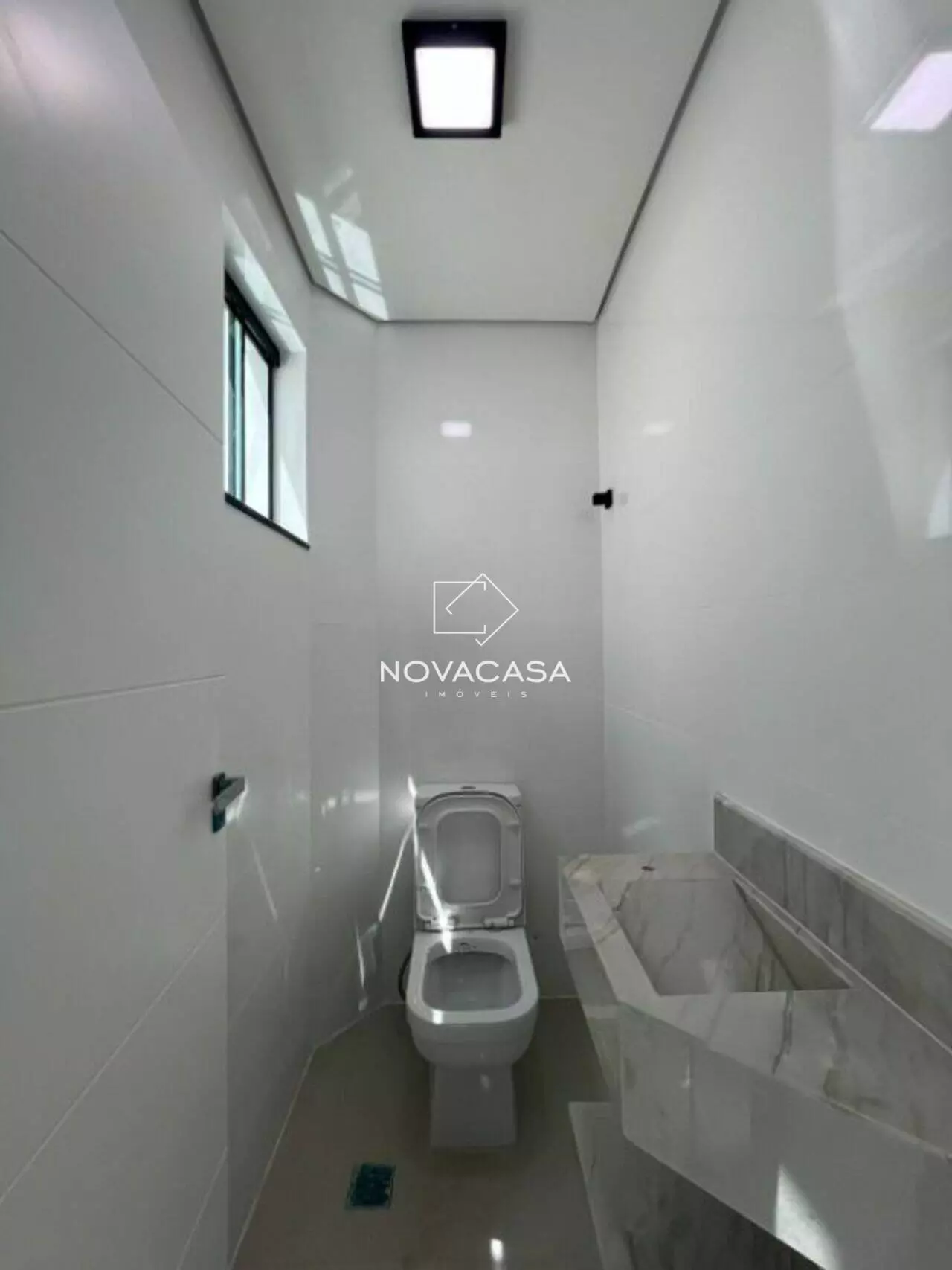 Foto do imóvel: Casa com 4 Quartos à Venda, 150 m² em Planalto - Belo Horizonte