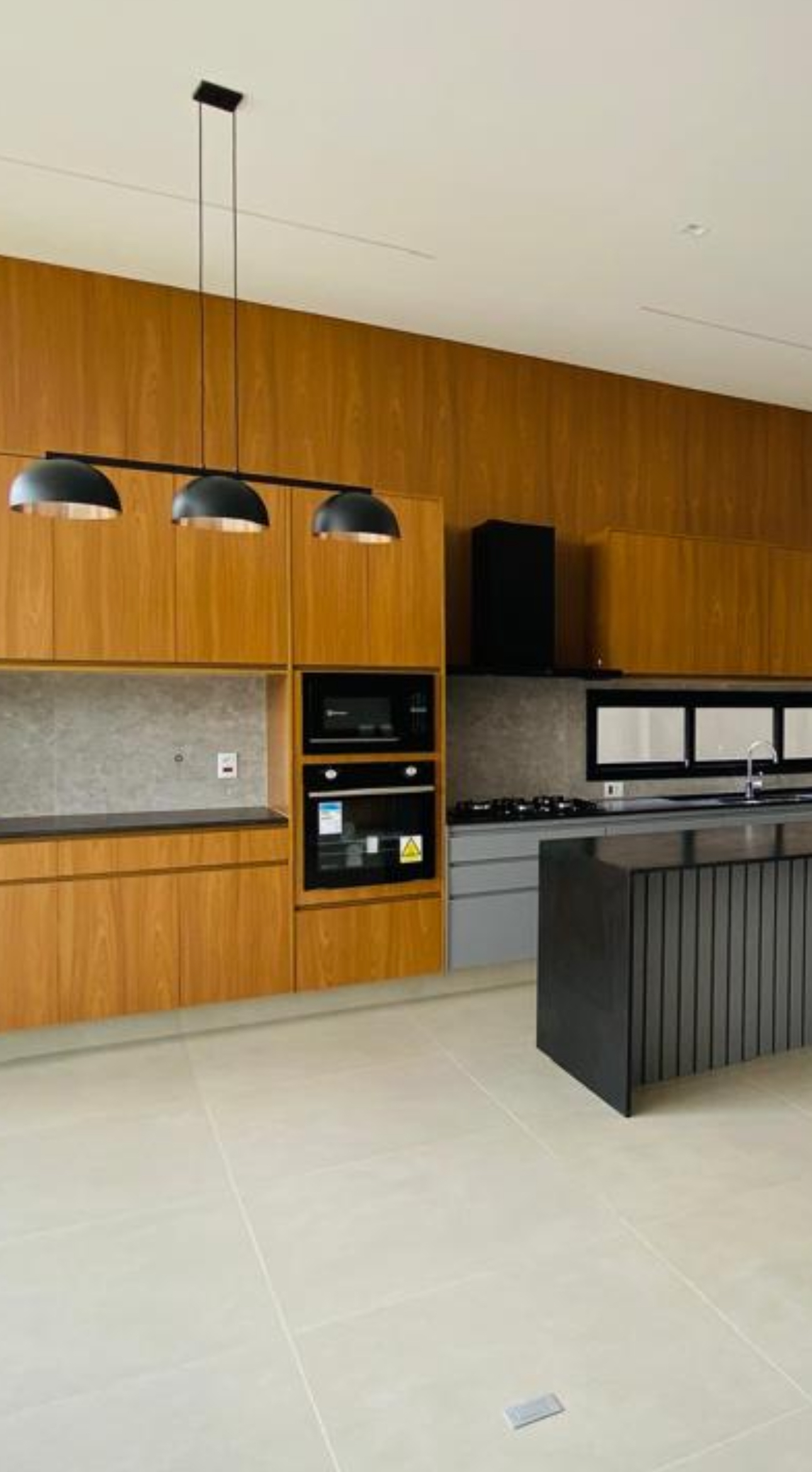 Foto do imóvel: Casa de Condomínio com 3 Quartos à Venda ou Locação, 26.151 m² em Condomínio Residencial Euroville II - Bragança Paulista