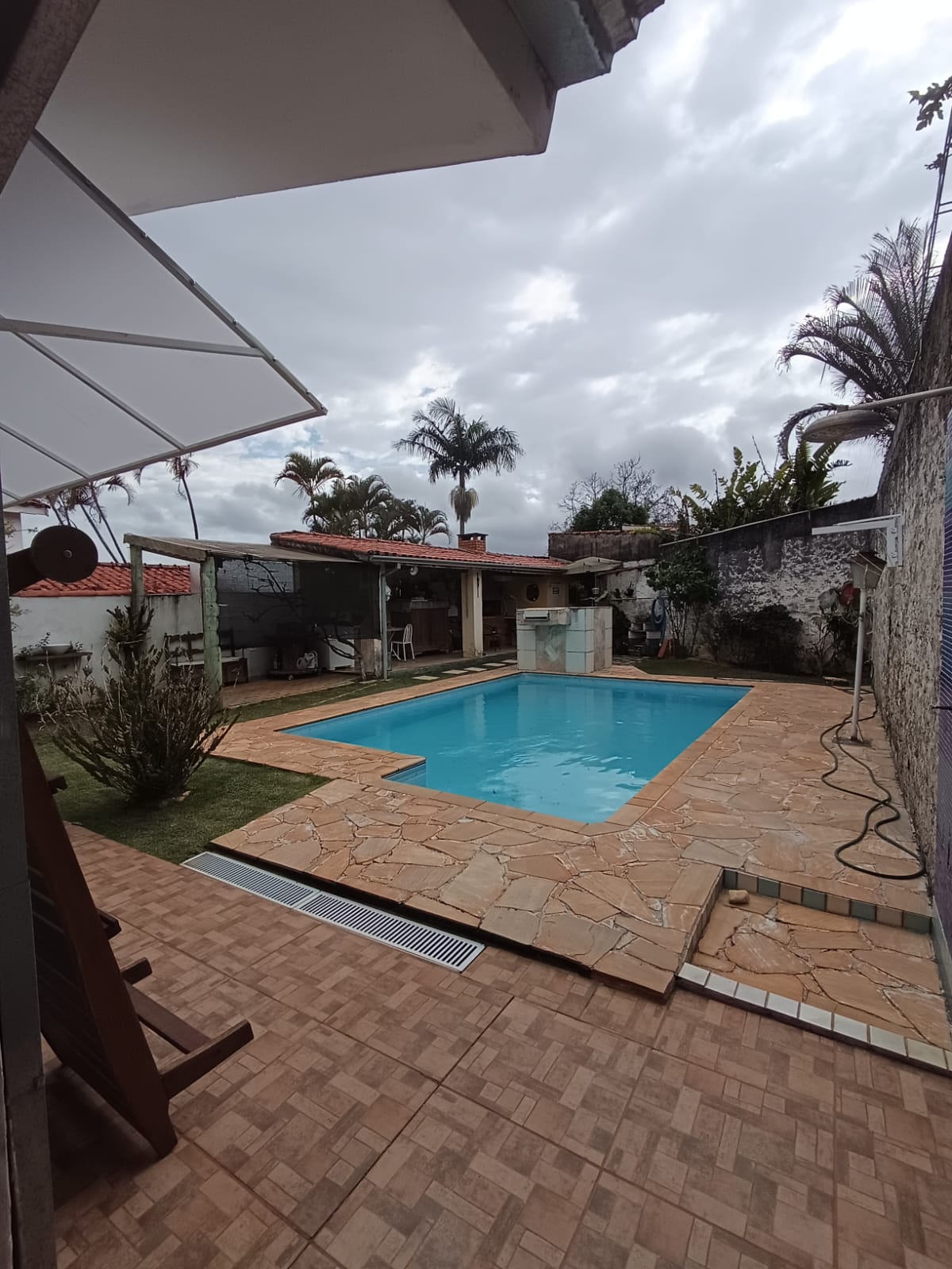 Imagem Casa com 3 Quartos à Venda, 144 m² em Vila Petrópolis - Atibaia