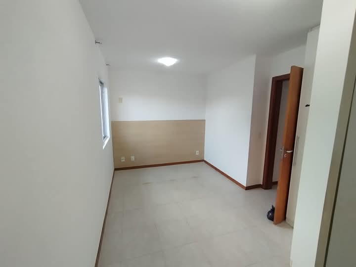 Imagem Casa de Condomínio com 3 Quartos para Alugar, 200 m²em Vila de Abrantes (Abrantes) - Camaçari