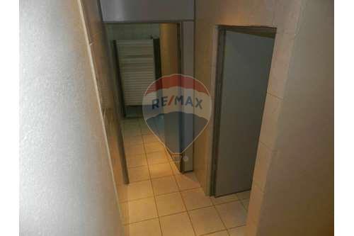 Imagem Galpão à Venda ou Locação, 296 m²em Bom Retiro - São José dos Campos