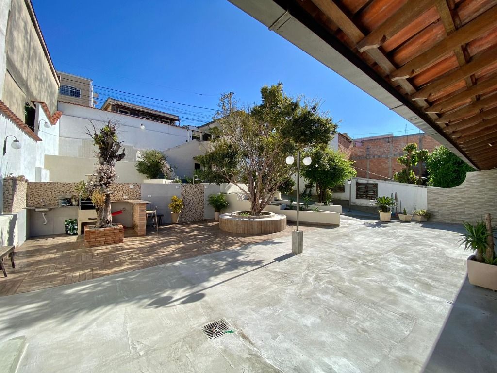 Imagem Casa com 3 Quartos à Venda, 250 m² em Santa Mônica - Belo Horizonte