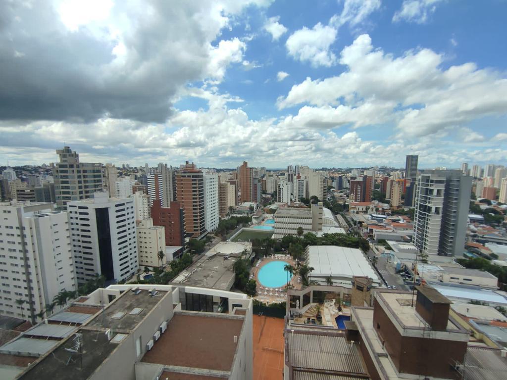 Imagem Apartamento com 3 Quartos à Venda, 145 m²em Cambuí - Campinas