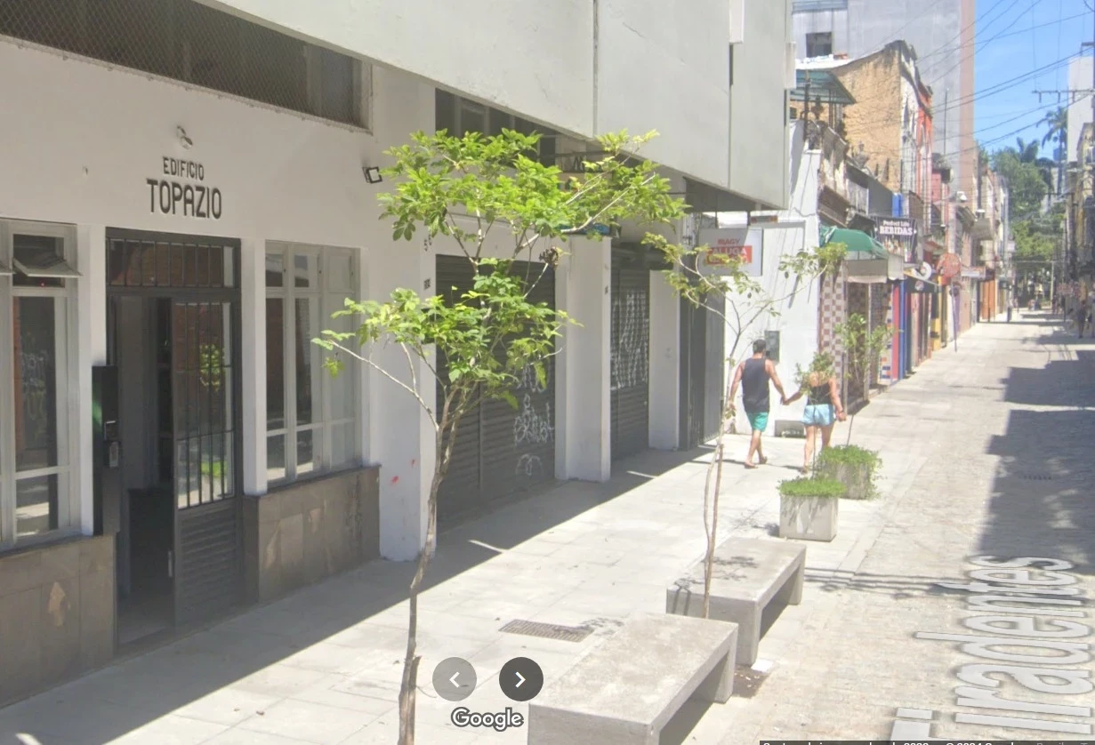 Imagem Apartamento com 2 Quartos à Venda, 72 m² em Centro - Florianópolis