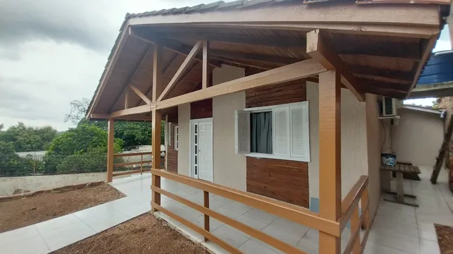 Casa com 3 Quartos para Alugar, 162 m²em Scharlau - São Leopoldo