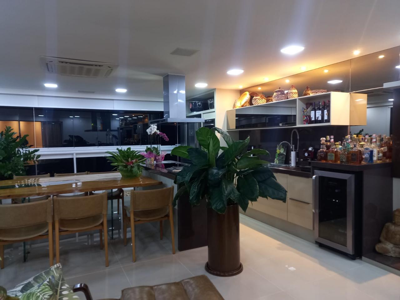 Cobertura com 4 Quartos à Venda, 268 m²em Camboinhas - Niterói