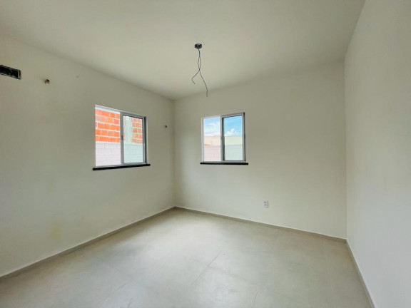 Imagem Casa com 3 Quartos à Venda, 106 m² em Centro - Eusébio