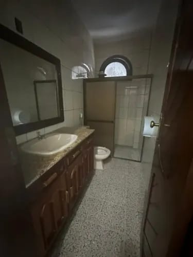 Imagem Casa com 4 Quartos para Alugar, 145 m²em Nazaré - Belém