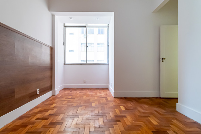 Imagem Apartamento com 3 Quartos à Venda,  em Laranjeiras - Rio de Janeiro