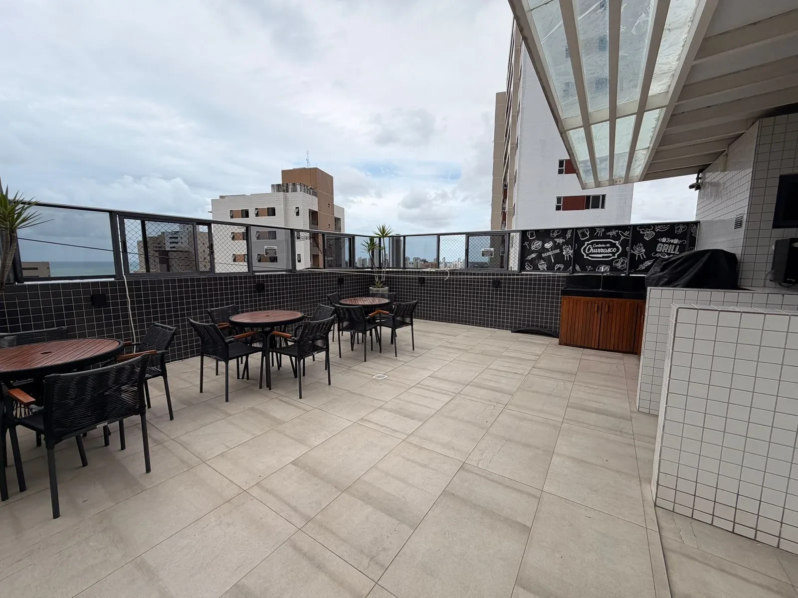 Imagem Apartamento com 2 Quartos à Venda, 56 m² em Manaíra - João Pessoa