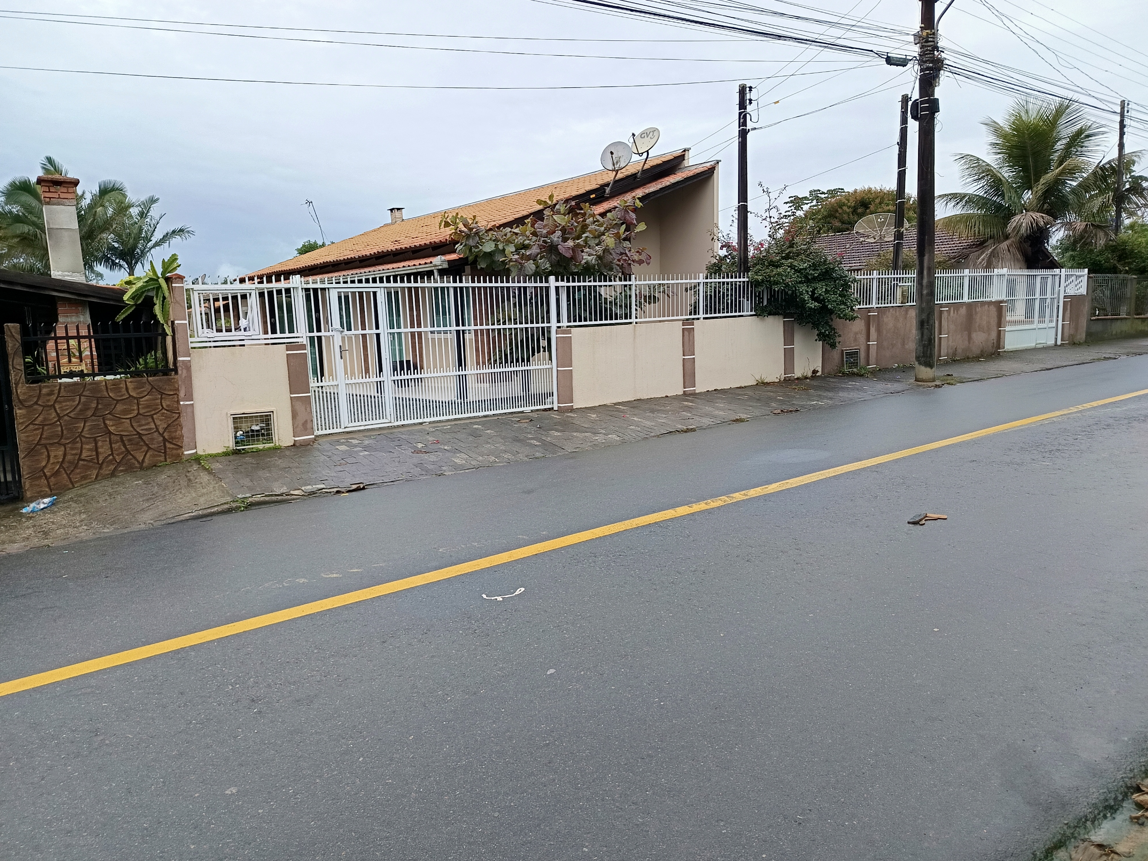 Imagem Casa com 2 Quartos à Venda, 120 m²em Centro - Penha