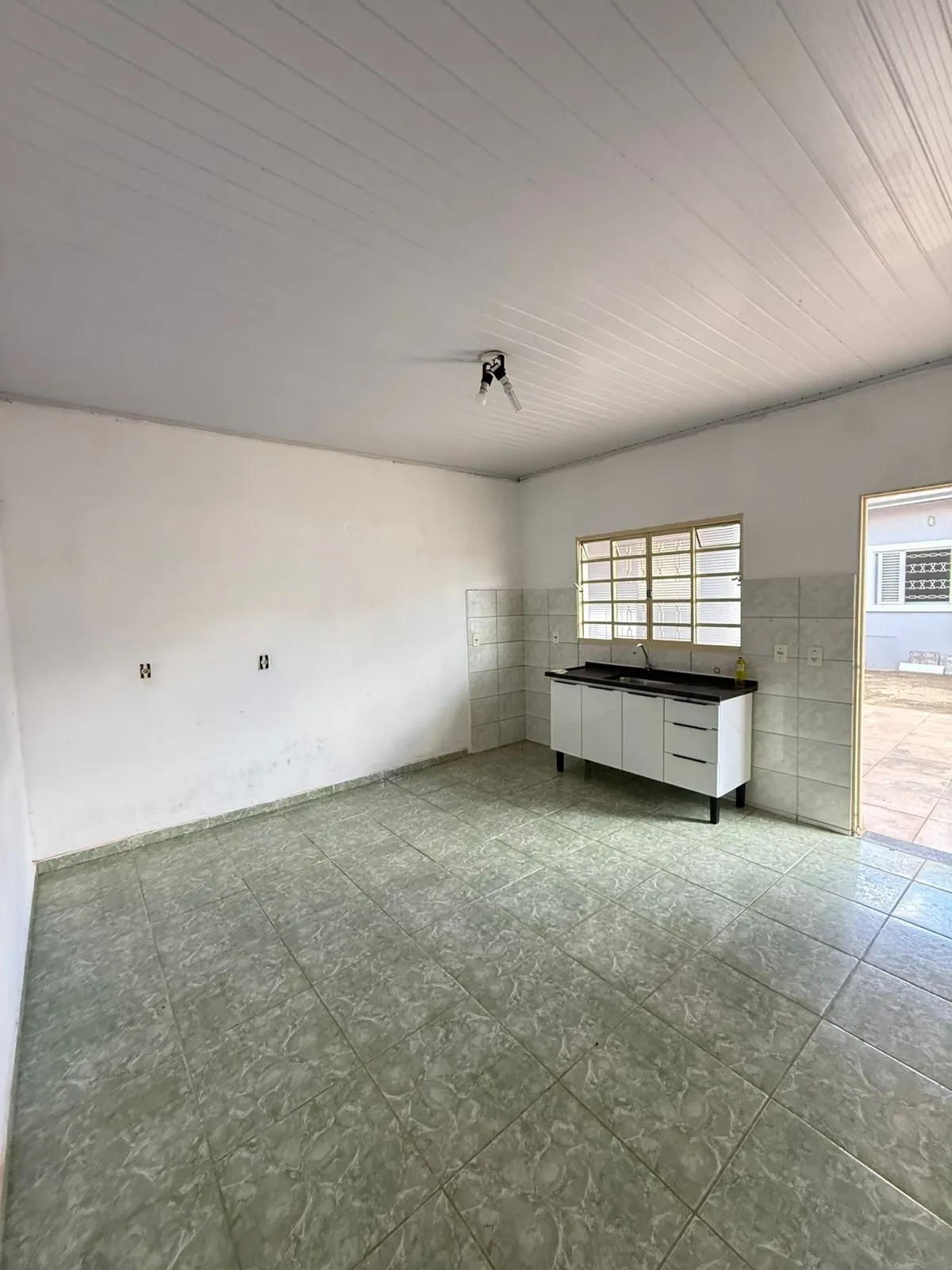 Foto do imóvel: Casa com 2 Quartos à Venda, 228 m² em Jardim São Lucas - Votorantim