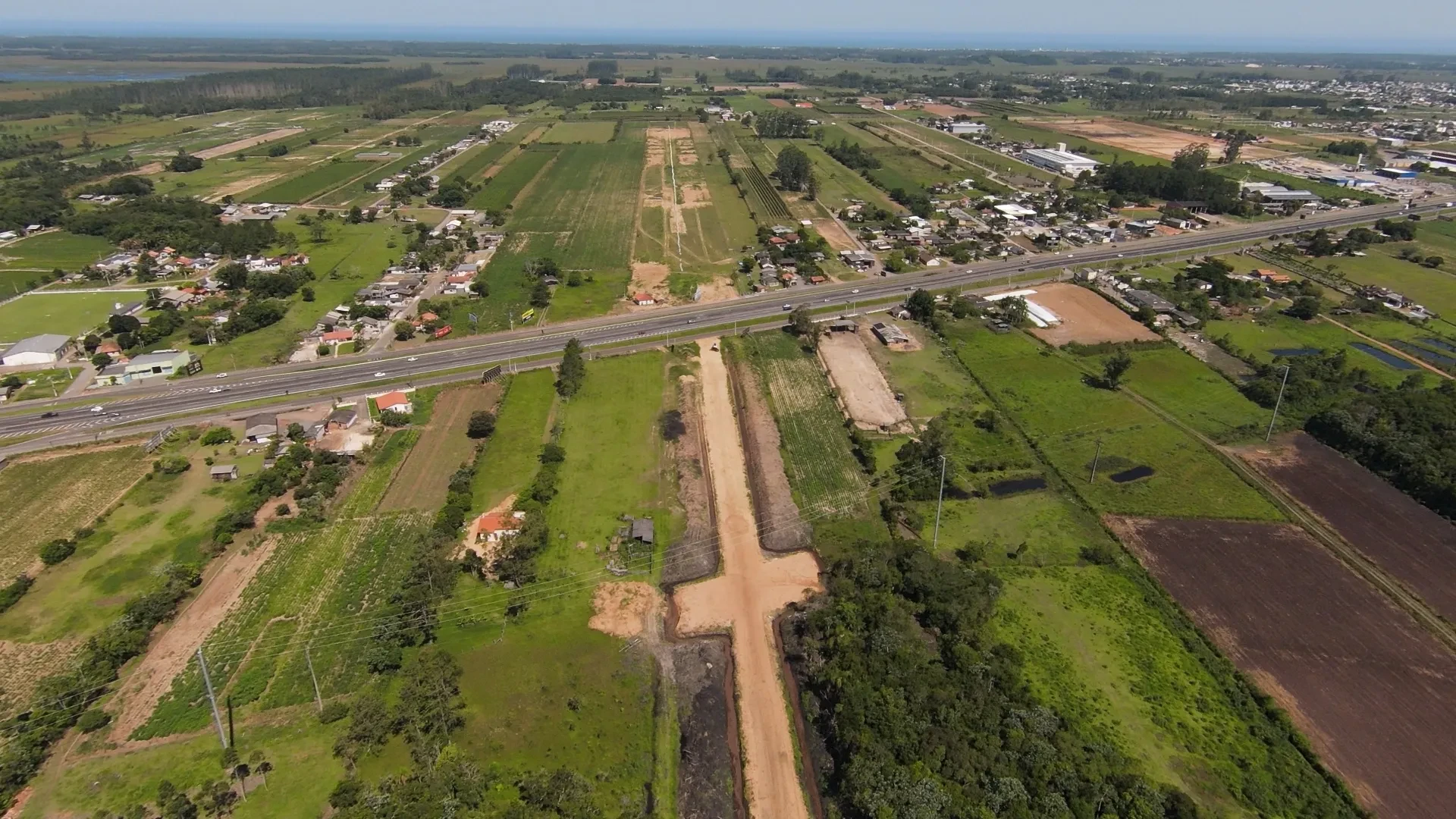 Foto do imóvel: Terreno à Venda, 350 m² em Sombrio - Sombrio