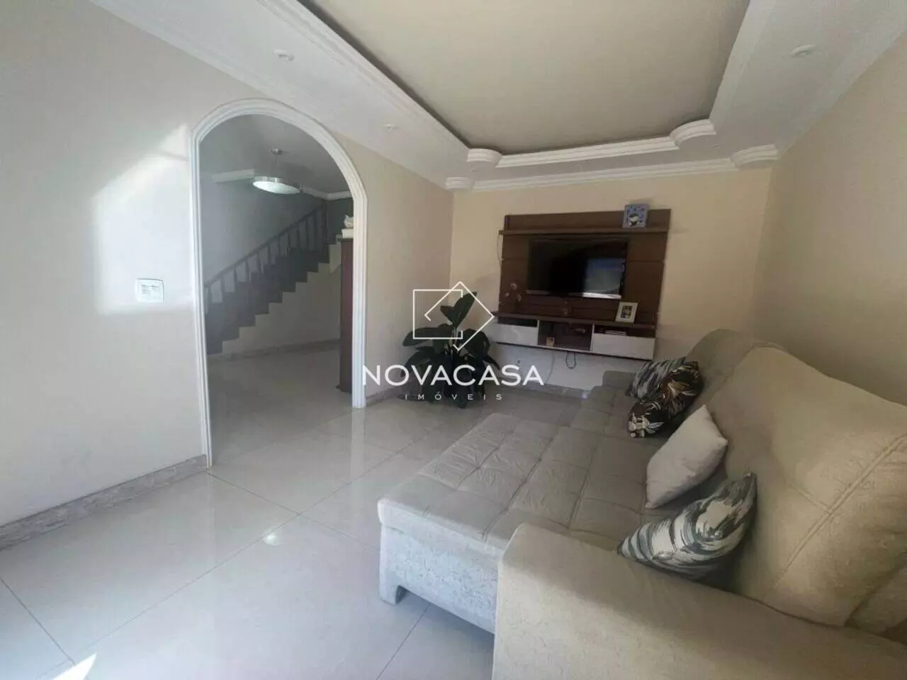 Foto do imóvel: Casa com 4 Quartos à Venda, 380 m² em Santa Mônica - Belo Horizonte