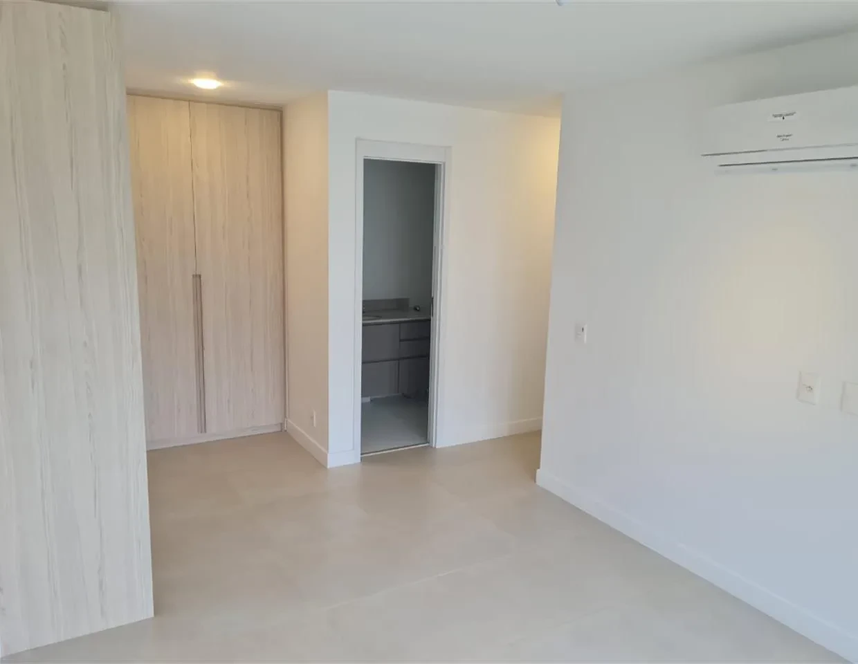 Imagem Apartamento com 3 Quartos para Alugar, 120 m² em Barra da Tijuca - Rio de Janeiro