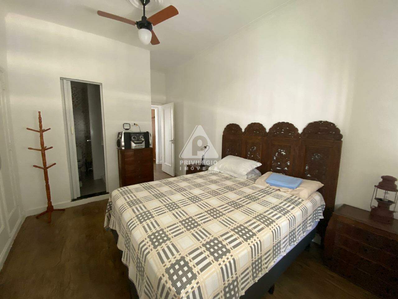 Imagem Apartamento com 3 Quartos à Venda, 160 m²em Copacabana - Rio de Janeiro
