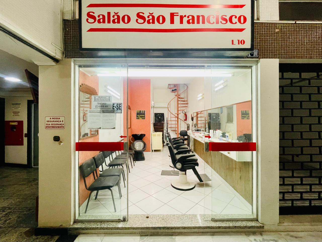 Foto do imóvel: Loja à Venda, 33 m²em Várzea - Teresópolis