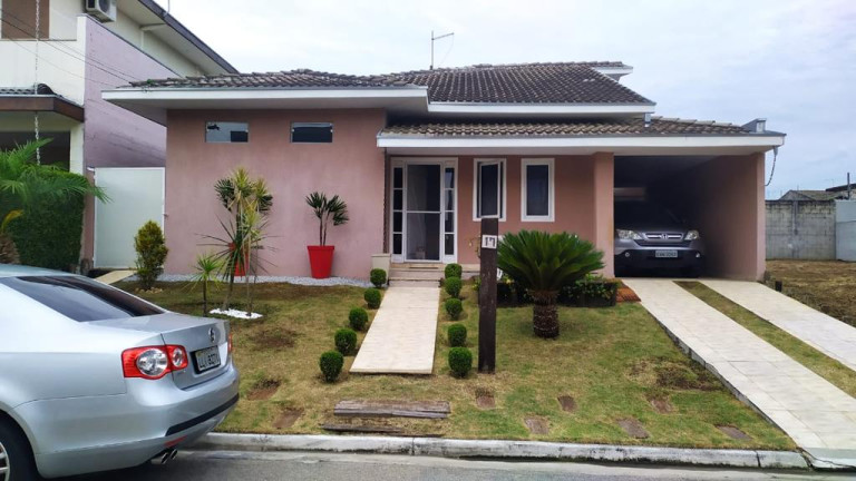 Casa de Condomínio com 3 Quartos à Venda, 192 m² em Loteamento Villa Branca - Jacareí