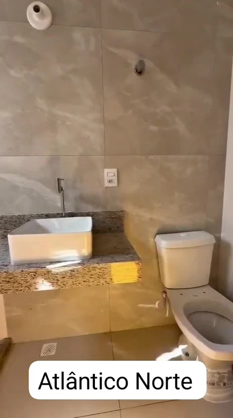 Imagem Casa com 2 Quartos à Venda, 72 m² em Ajuda de Cima - Macaé