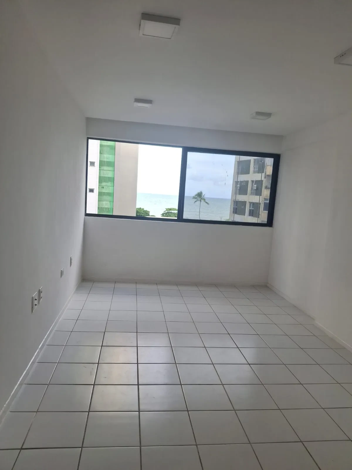 Imagem Apartamento com 3 Quartos para Alugar, 92 metros em Boa Viagem - Recife