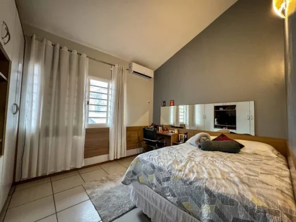 Imagem CASA RESIDENCIAL em MANAUS - AM, PARQUE 10 DE NOVEMBRO