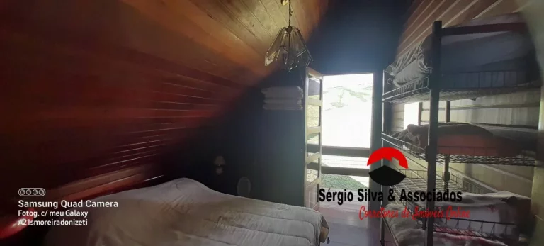 Imagem Casa a Venda na Região da Vila Natal Campos do Jordão - SP.