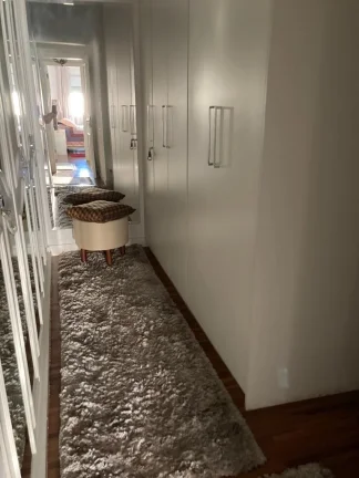 Imagem Apartamento 230 M², 3Q, 3 Suítes, 3 Banheiros, 4 Vagas, Sala espaçosa, Piscina, Academia, Quadra, Salão de festas, Lavabo, Próximo ao metrô.