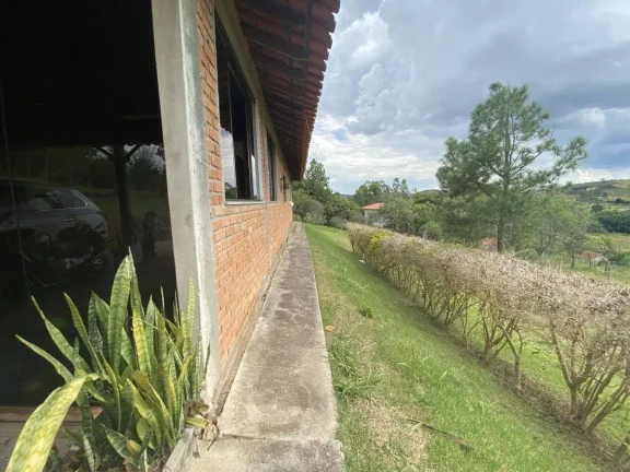 Imagem Chácara à venda na Colônia Rodrigo Silva, apenas a 17 minutos de Barbacena