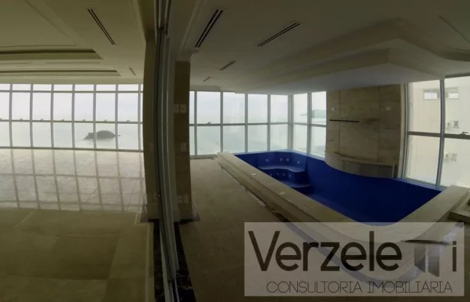 Imagem Frente ao Mar para Venda em Balneário Camboriú / SC no bairro Centro