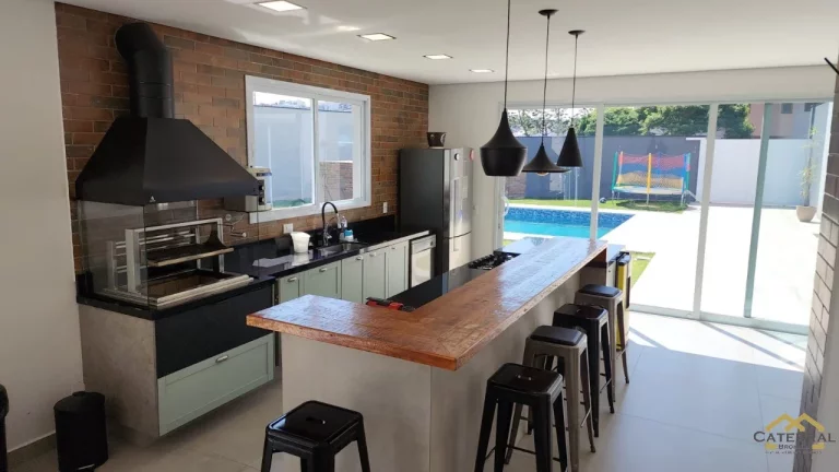 Imagem Casa Térrea à Venda em Condomínio com 4 Quartos e Piscina em Jundiaí/SP