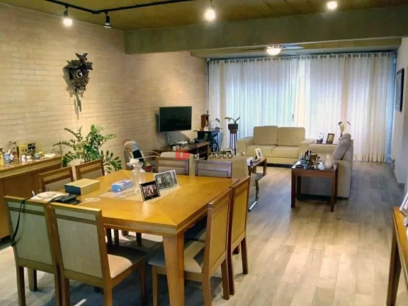 Imagem Sobrado à venda 3 Quartos, 3 Suites, 6 Vagas, 390M², Santa Maria, São Caetano do Sul - SP