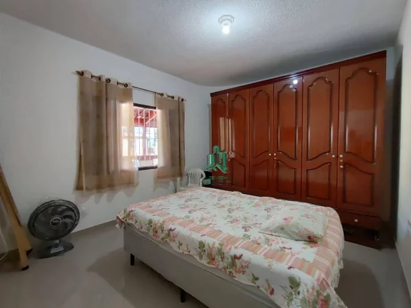 Imagem Lindo Sobrado de esquina com 170mt² - 3 dorm. /2 Banheiros e 3 Vagas