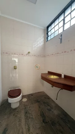 Imagem EXCELENTE IMÓVEL COMERCIAL DISPONIVEL PARA LOCAÇÃO EM ÁREA NOBRE DE FRANCA PRÓXIMO A AVENIDA ANTONIO BARBOZA FILHO NO BAIRRO REGINA HELENA