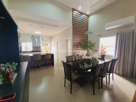 Imagem Casa térrea com piscina em condomínio na cidade de Paulínia!
Casa com, piscina, suíte master com...