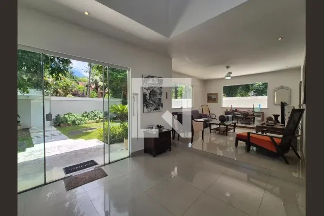 Imagem Casa à Venda - Vargem Grande, 3 Quartos, 720 m2