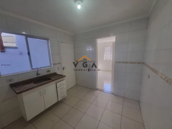Imagem Sobrado para Venda em São Paulo, Itaquera, 2 dormitórios, 1 banheiro, 1 vaga