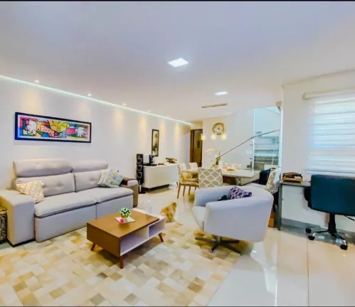 Imagem Sobrado Tatuapé - 125 m² - 3 Suítes - Closet - Varanda - Jd. de inverno - 5 Vagas de garagem - Aceita Financiamento e FGTS