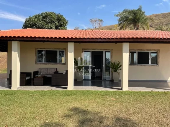 Imagem Chácara Fantástica com 3 Dorms 1 Suíte, Piscina, Área Externa com Churrasqueira em Socorro-SP