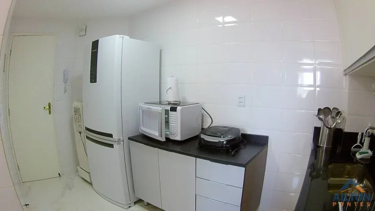 Imagem Apartamento com 3 Quartos à Venda na Quadra do Mar na Praia do Morro - Guarapari/ES