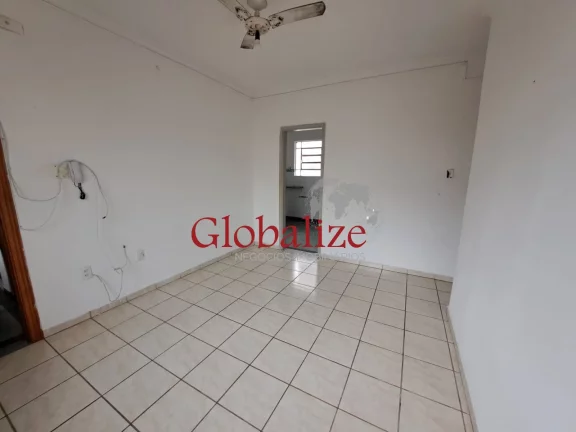 Imagem Apartamento à venda com 55m², 2 quartos, 1 banheiro, rua tranquila por R$320.000,00 na Aparecida em Santos