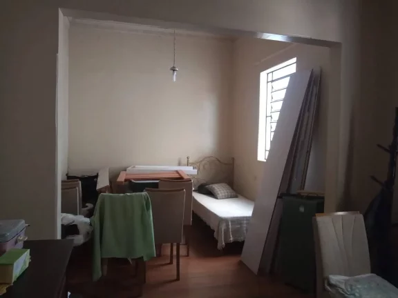 Imagem VENDE -SE CASA NO CENTRO DE T. OTONI