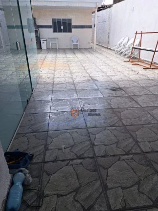 Imagem Casa com 2 dormitórios à venda por R$ 250.000,00 - Nova Mirim - Praia Grande/SP