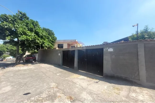 Imagem Casa com 5 quartos 200 m², Honório Gurgel, Rio de Janeiro.