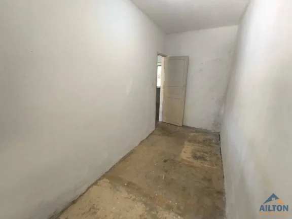 Imagem Casa Linear com 2 Quartos à Venda no Bairro Perocão - Guarapari/ES