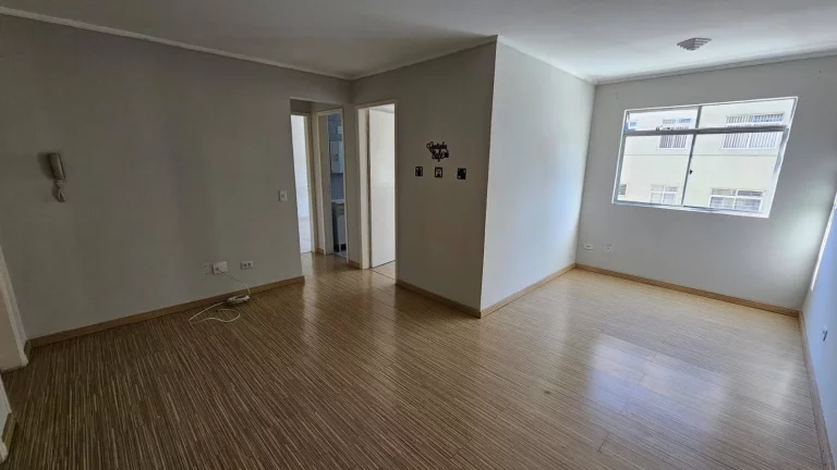Imagem Apartamento 3 Quartos no Pinheirinho No 1º andar - R$295 mil