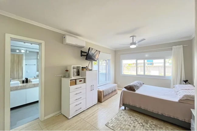 Imagem Casa para venda no bairro Hípica em Porto Alegre